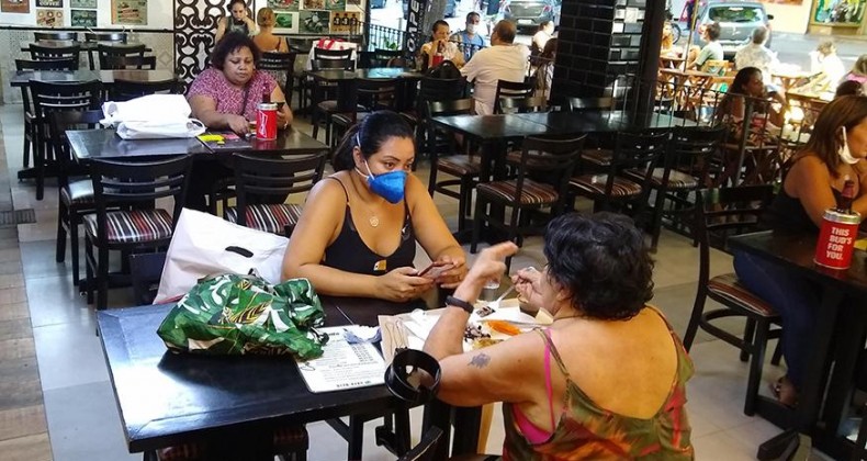 Após alta em fevereiro, setor de serviços cai em Goiás no mês de março
