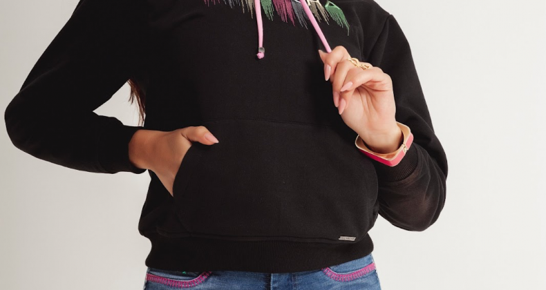 Do moletom teddy ao vestido de tweed, looks para arrasar no tempo frio