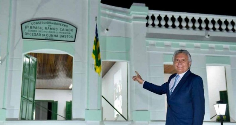 Caiado entrega revitalização do Palácio da Instrução e destaca resgate histórico