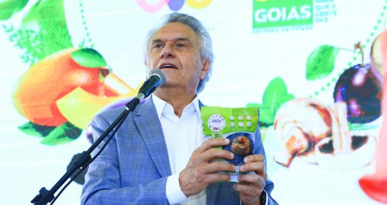 Caiado lança 2.672 moradias, concursos, e recebe comenda em Pirenópolis 7/11)