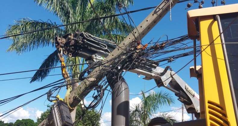 Maio Amarelo: Equatorial Goiás registra mais de 2 mil colisões em postes de energia elétri